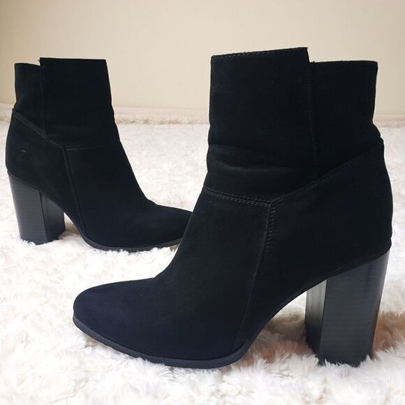 Wet Seal Black Vegan Chunky Heel Booties - Picture 8 of 8